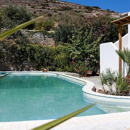 Daphne'S Lux Villa Paraspori  Екстериор снимка
