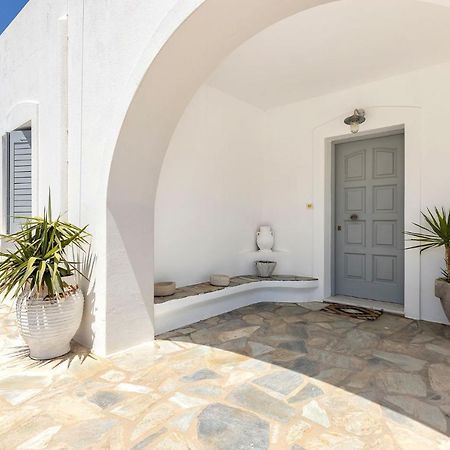 Daphne'S Lux Villa Paraspori  Екстериор снимка