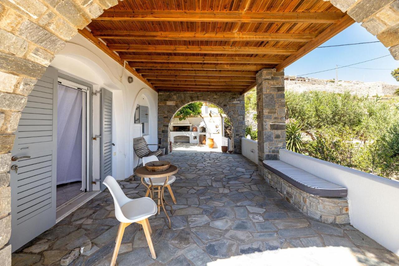 Daphne'S Lux Villa Paraspori  Екстериор снимка