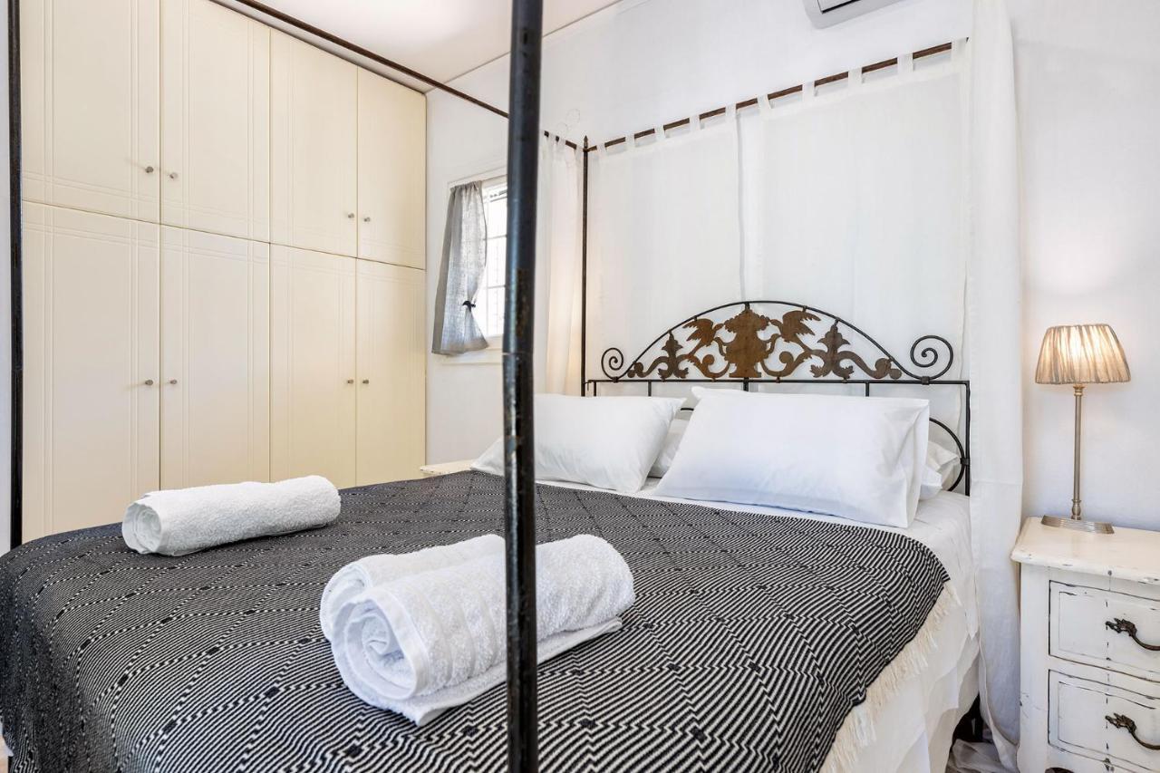 Daphne'S Lux Villa Paraspori  Екстериор снимка
