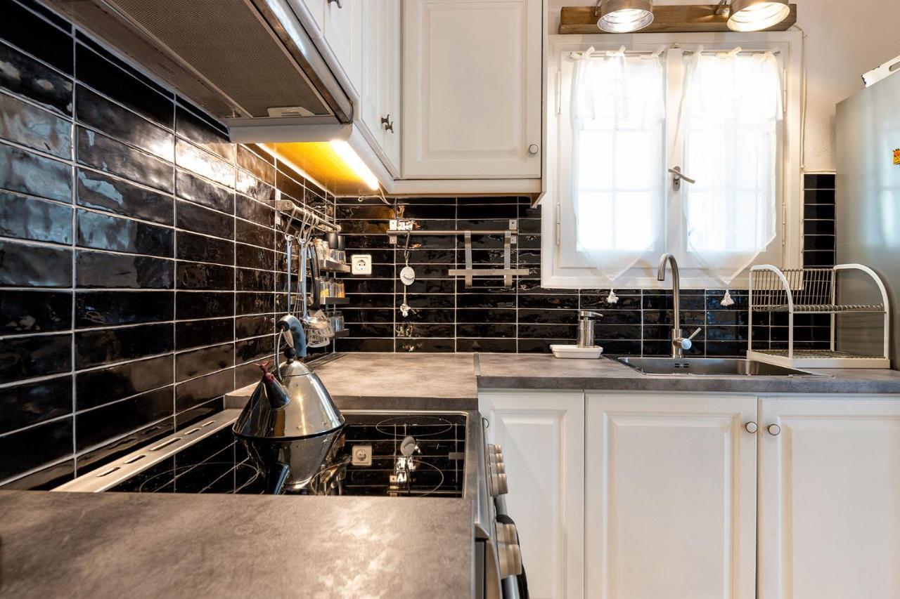 Daphne'S Lux Villa Paraspori  Екстериор снимка