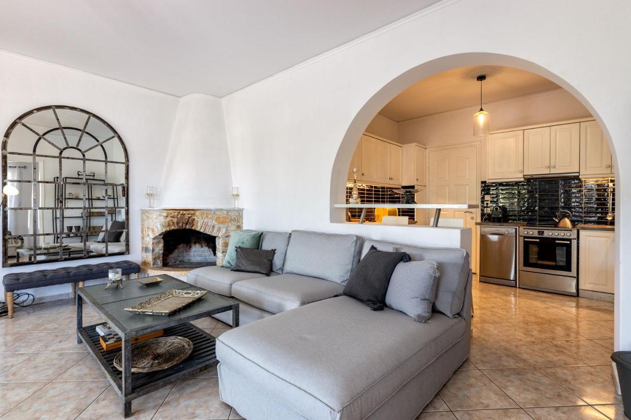 Daphne'S Lux Villa Paraspori  Екстериор снимка
