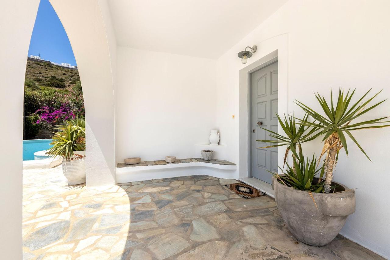 Daphne'S Lux Villa Paraspori  Екстериор снимка