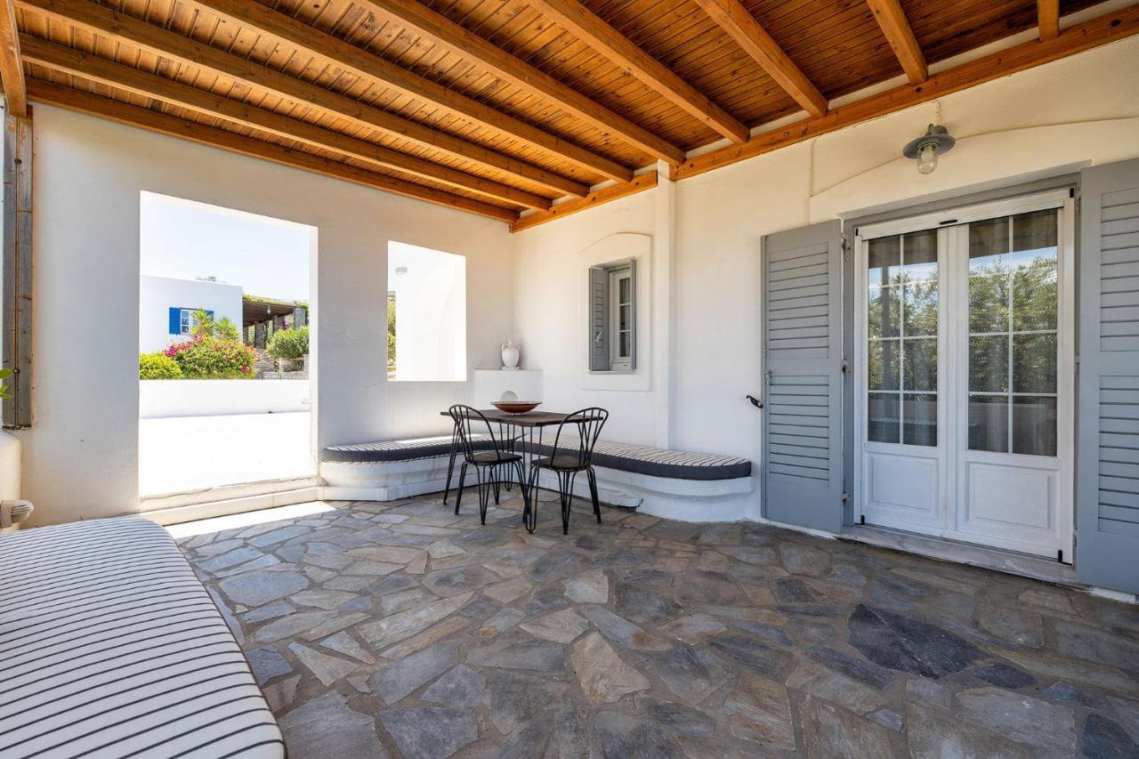Daphne'S Lux Villa Paraspori  Екстериор снимка