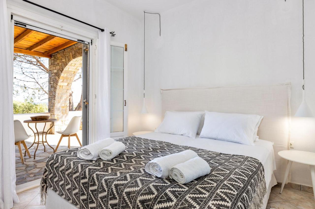 Daphne'S Lux Villa Paraspori  Екстериор снимка