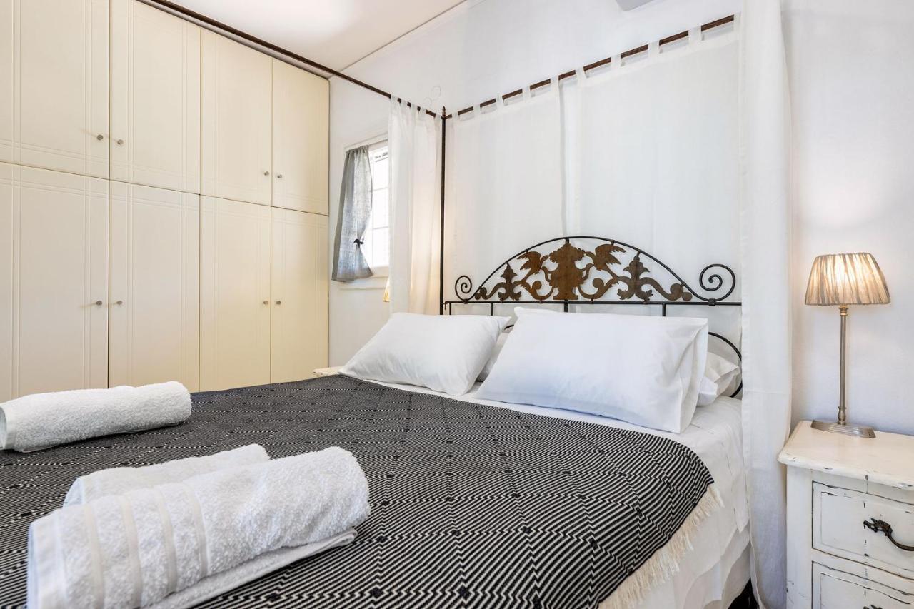 Daphne'S Lux Villa Paraspori  Екстериор снимка