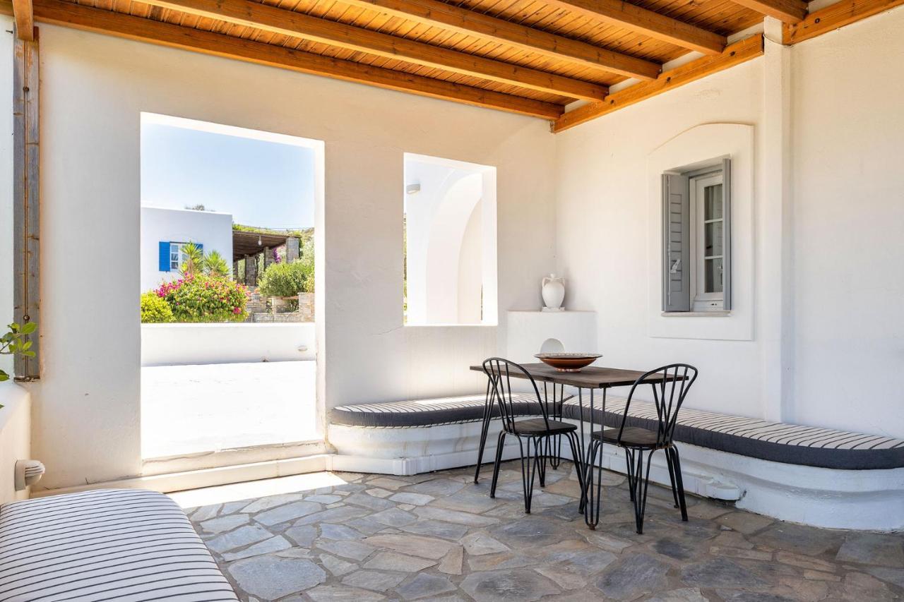 Daphne'S Lux Villa Paraspori  Екстериор снимка