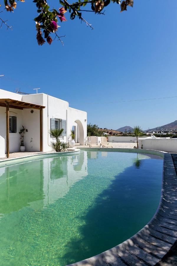Daphne'S Lux Villa Paraspori  Екстериор снимка